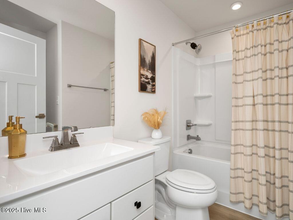 302 Lydia Street Moyock, NC 27958 - Photo 26 of 33 302 Lydia St, Moyock, NC_KWT_MelanieC (5