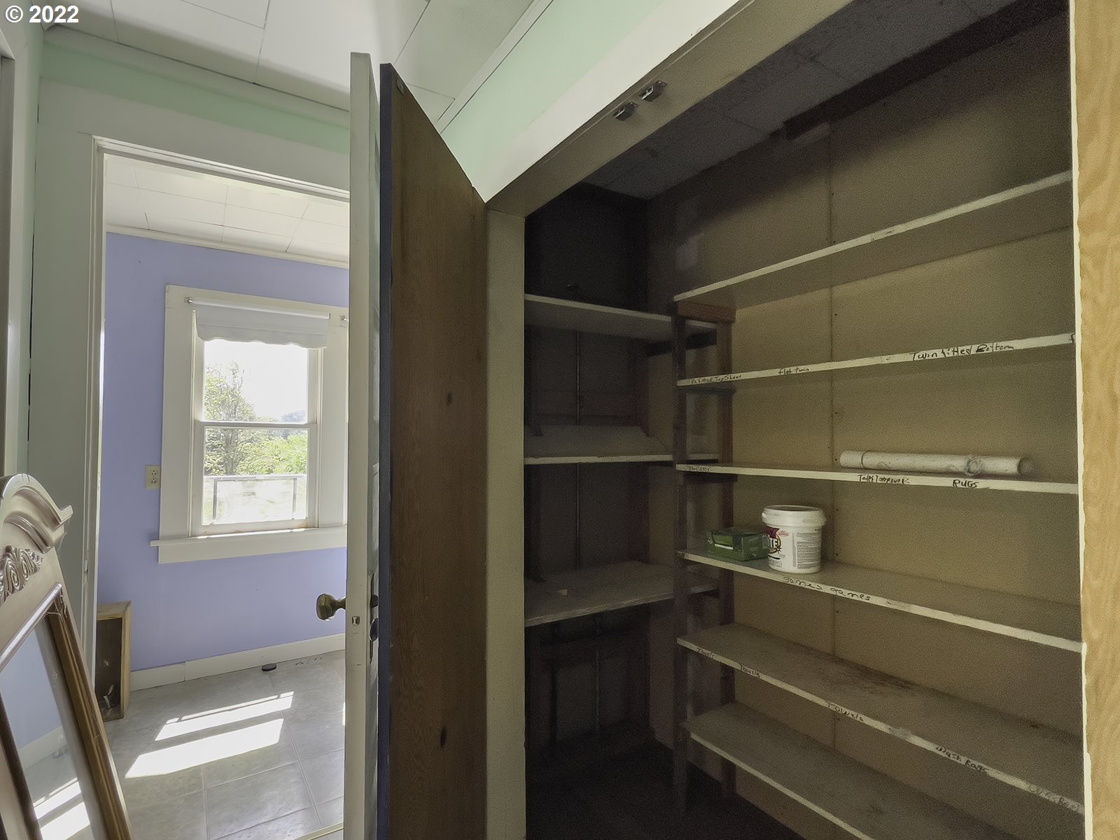 54647 Southwest Patton Valley Road Gaston, OR 97119 - Photo 20 of 29 a view of walk in closet with empty racks