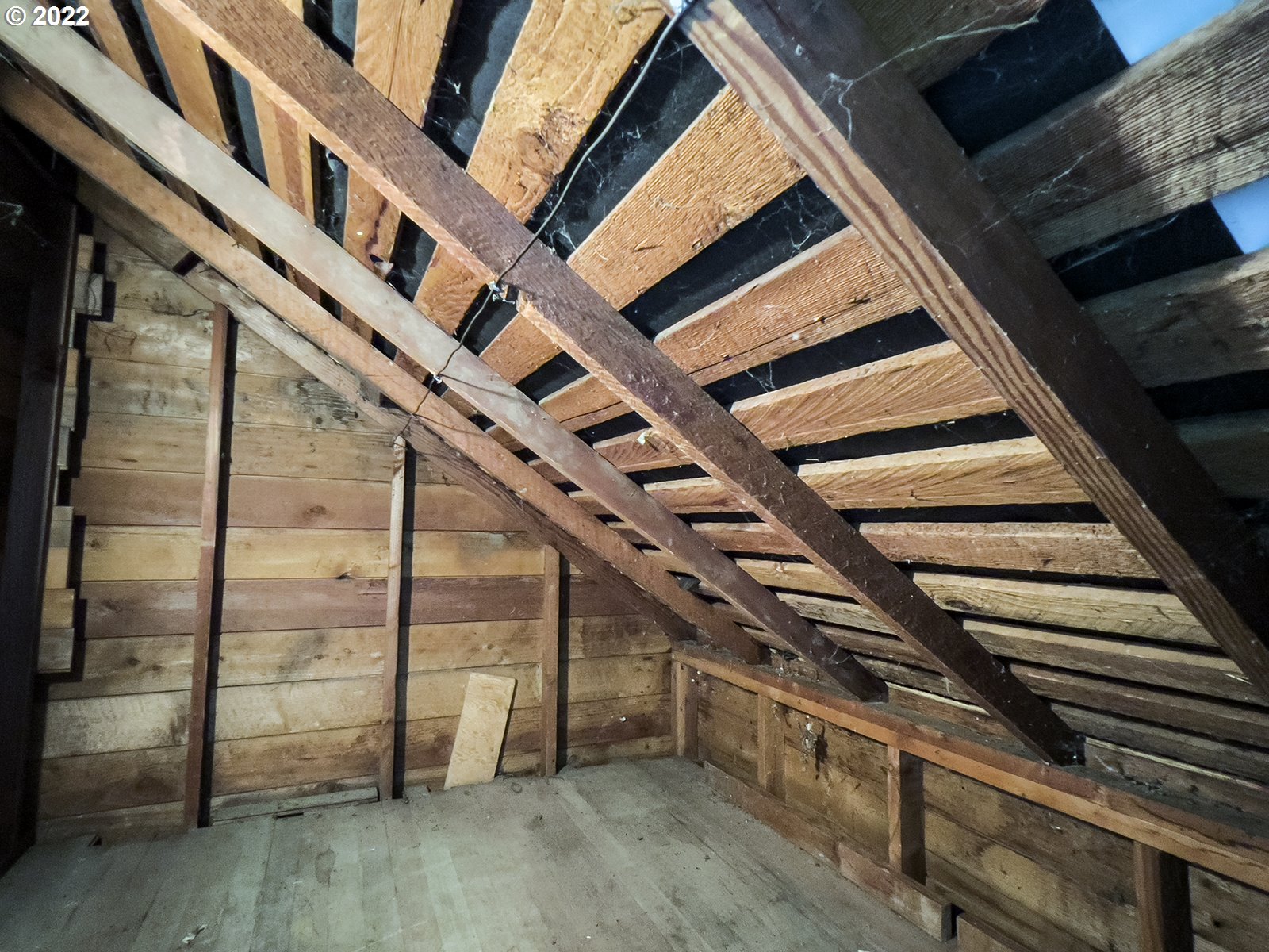 54647 Southwest Patton Valley Road Gaston, OR 97119 - Photo 24 of 29 a view of entryway