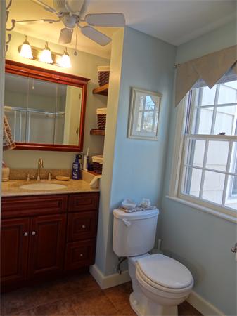 64 Hartwick Street Springfield, MA 01108 - Photo 8 of 18