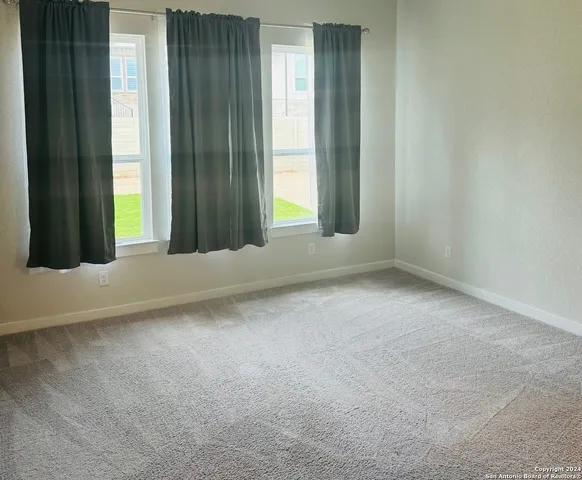 $2,700 | 580 Tobacco Pass, New Braunfels, TX 78132