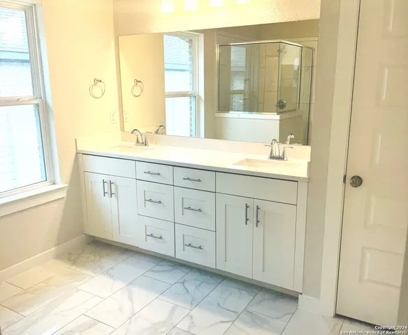 $2,700 | 580 Tobacco Pass, New Braunfels, TX 78132