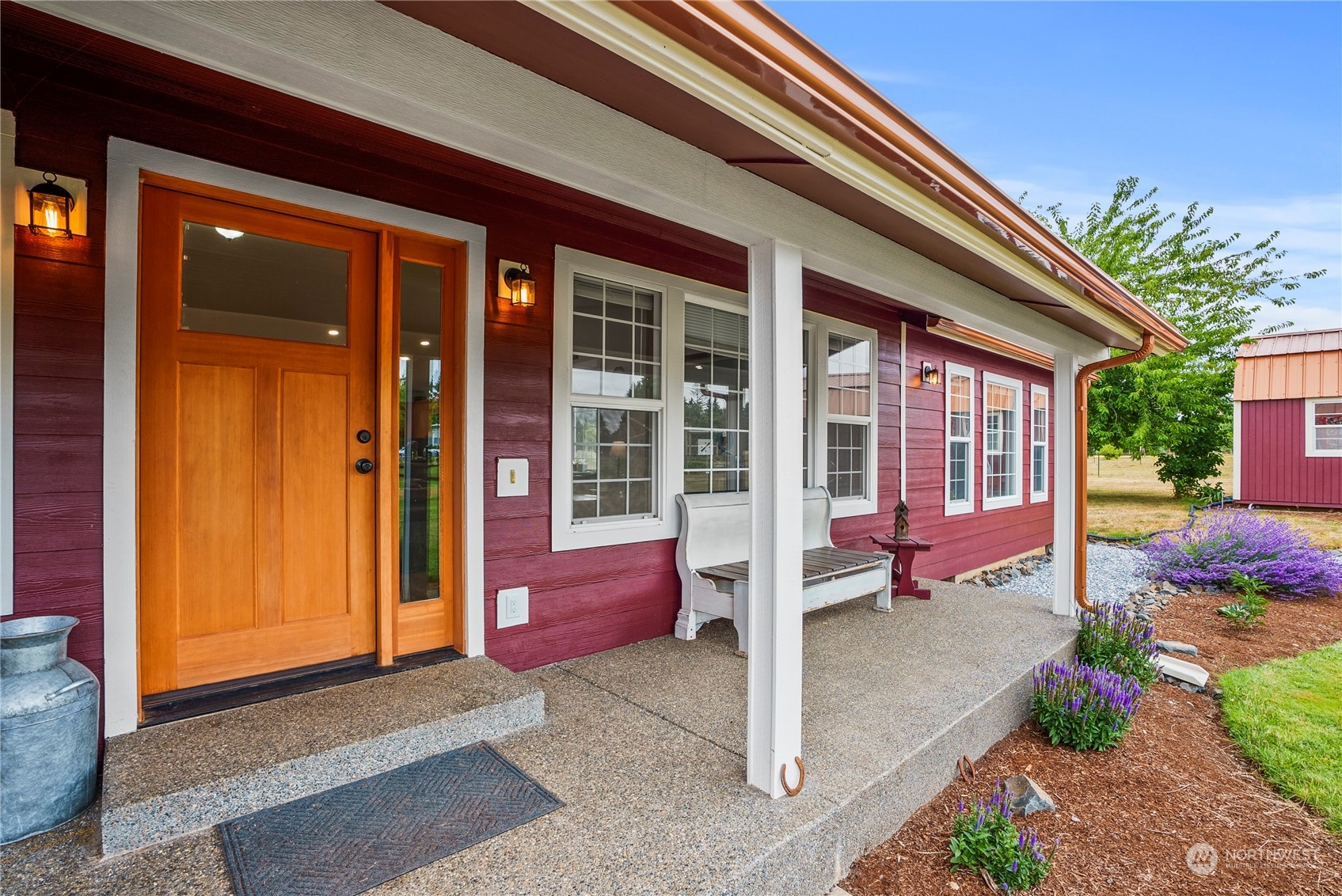 169 Conradi Road Winlock, WA 98596 - Photo 6 of 38 a front view of a house with a porch