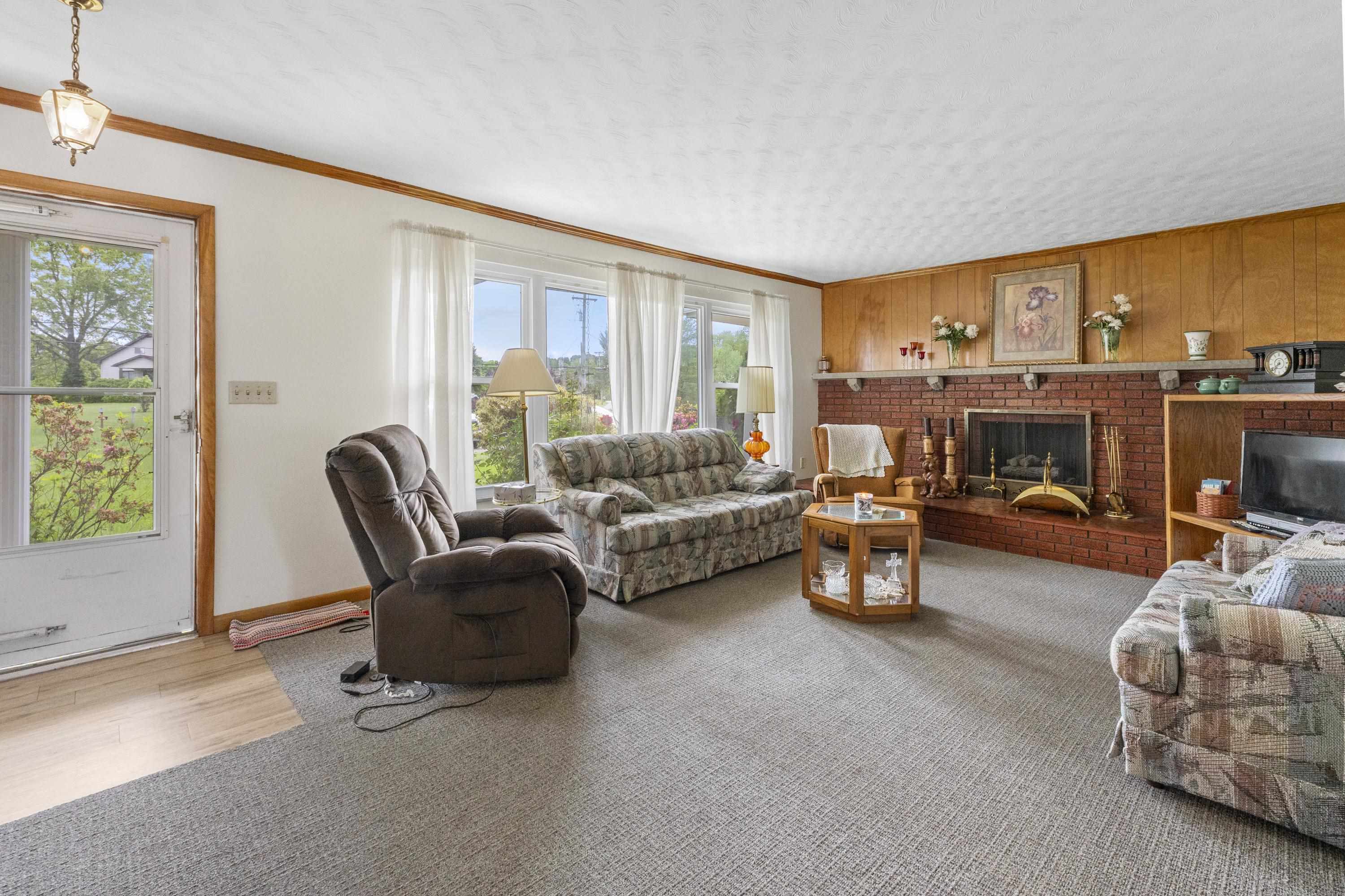 550 Old Buckley Road Ashland, KY 41102 - Photo 7 of 33 Gallery Image 7