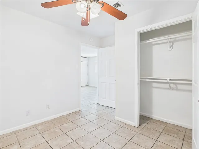 $850 | 105 Davis Street, Unit 6, Bryan, TX 77801