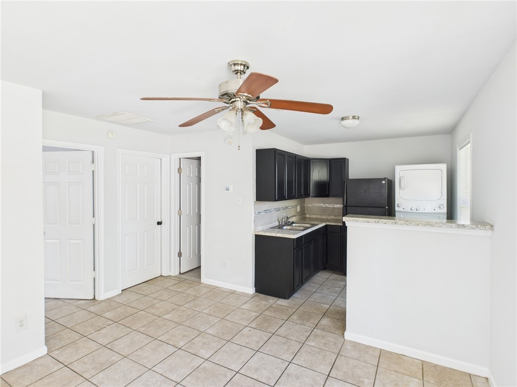 105 Davis Street, Unit 6 Bryan, TX 77801 - Photo 4 of 19