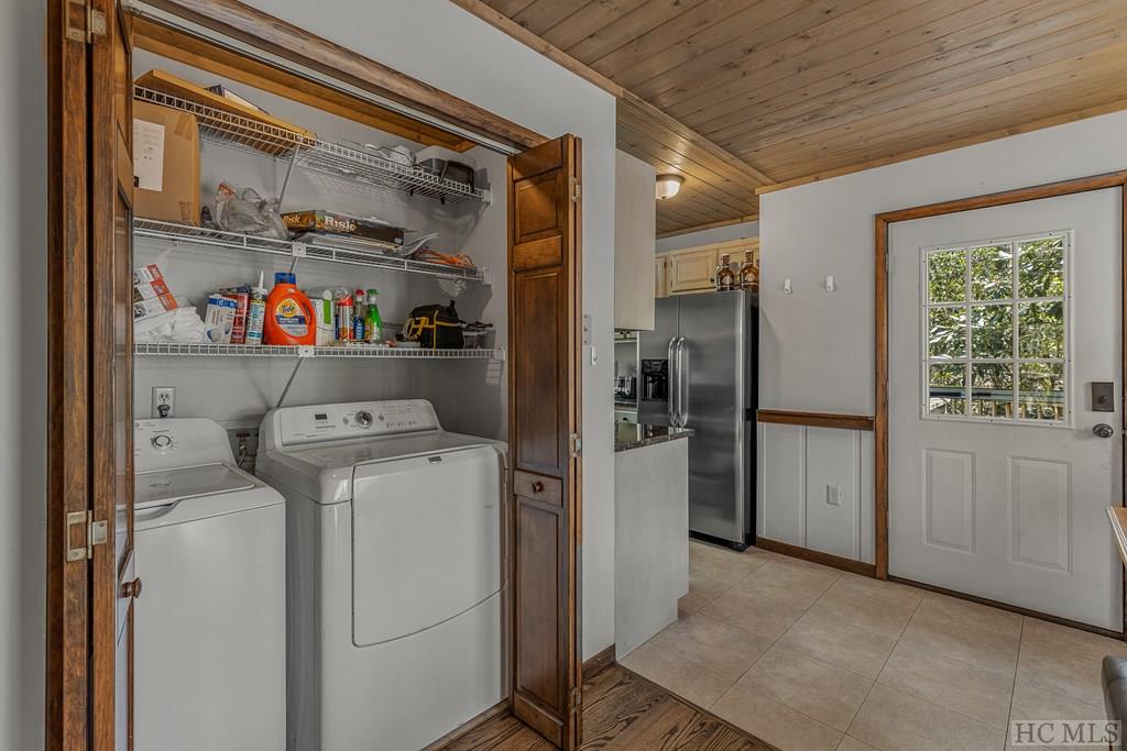 118 Eagle Ridge Road Sapphire, NC 28774 - Photo 20 of 44 Gallery Image 20