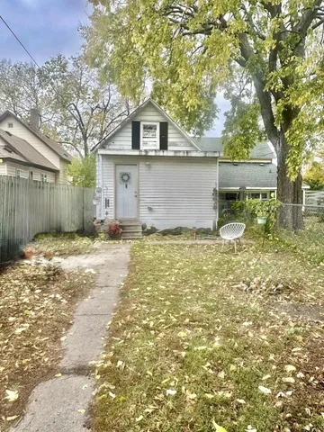 $110,000 | 214 Rose Street, La Crosse, WI 54603