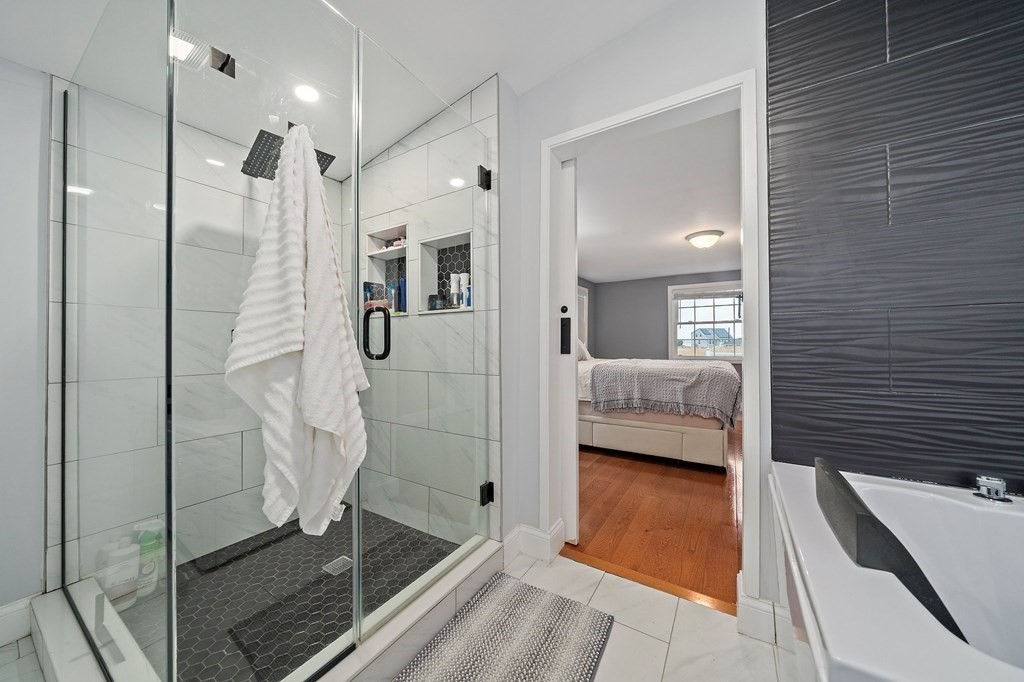 10 Curlew Road Quincy, MA 02169 - Photo 18 of 34 Gallery Image 18