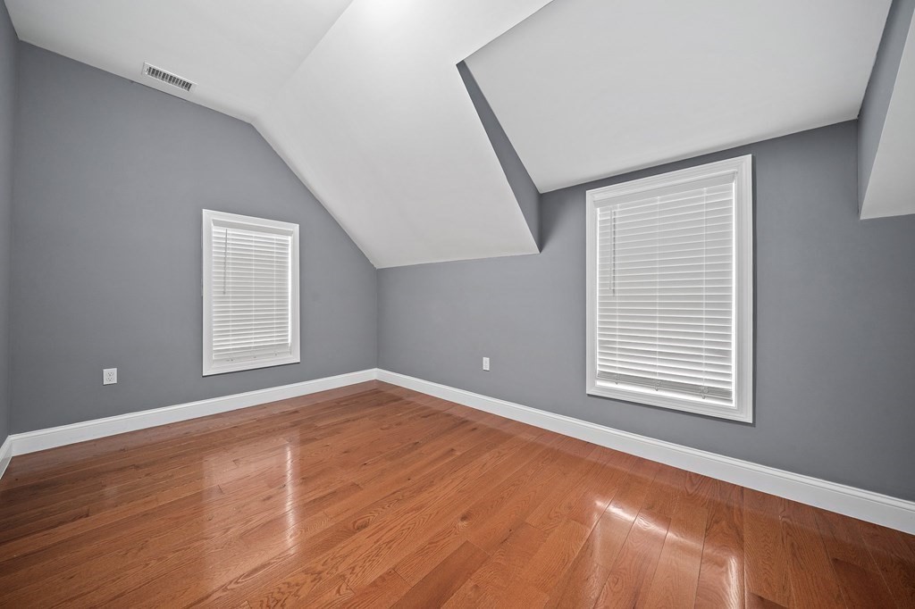 10 Curlew Road Quincy, MA 02169 - Photo 23 of 34 Gallery Image 23