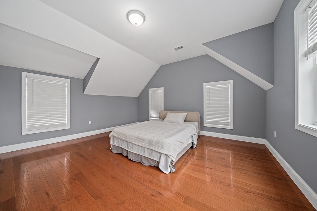 10 Curlew Road Quincy, MA 02169 - Photo 24 of 34 Gallery Image 24