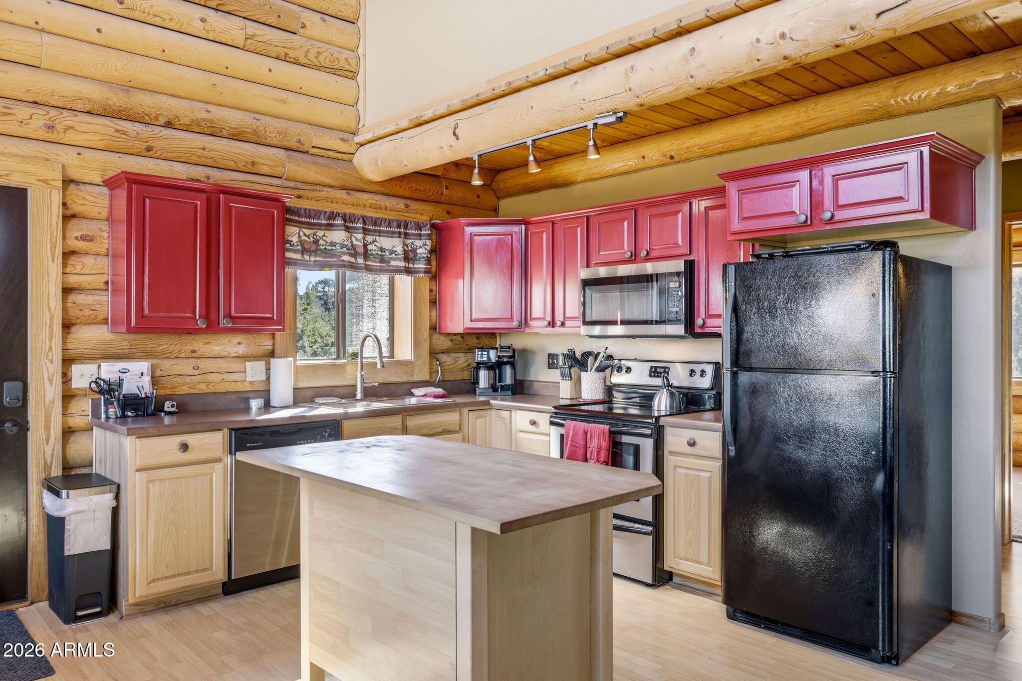 1562 Rock Ridge Circle Heber, AZ 85928 - Photo 11 of 29 1562RockRidgeCir-HeberOvergaard-AZ-11