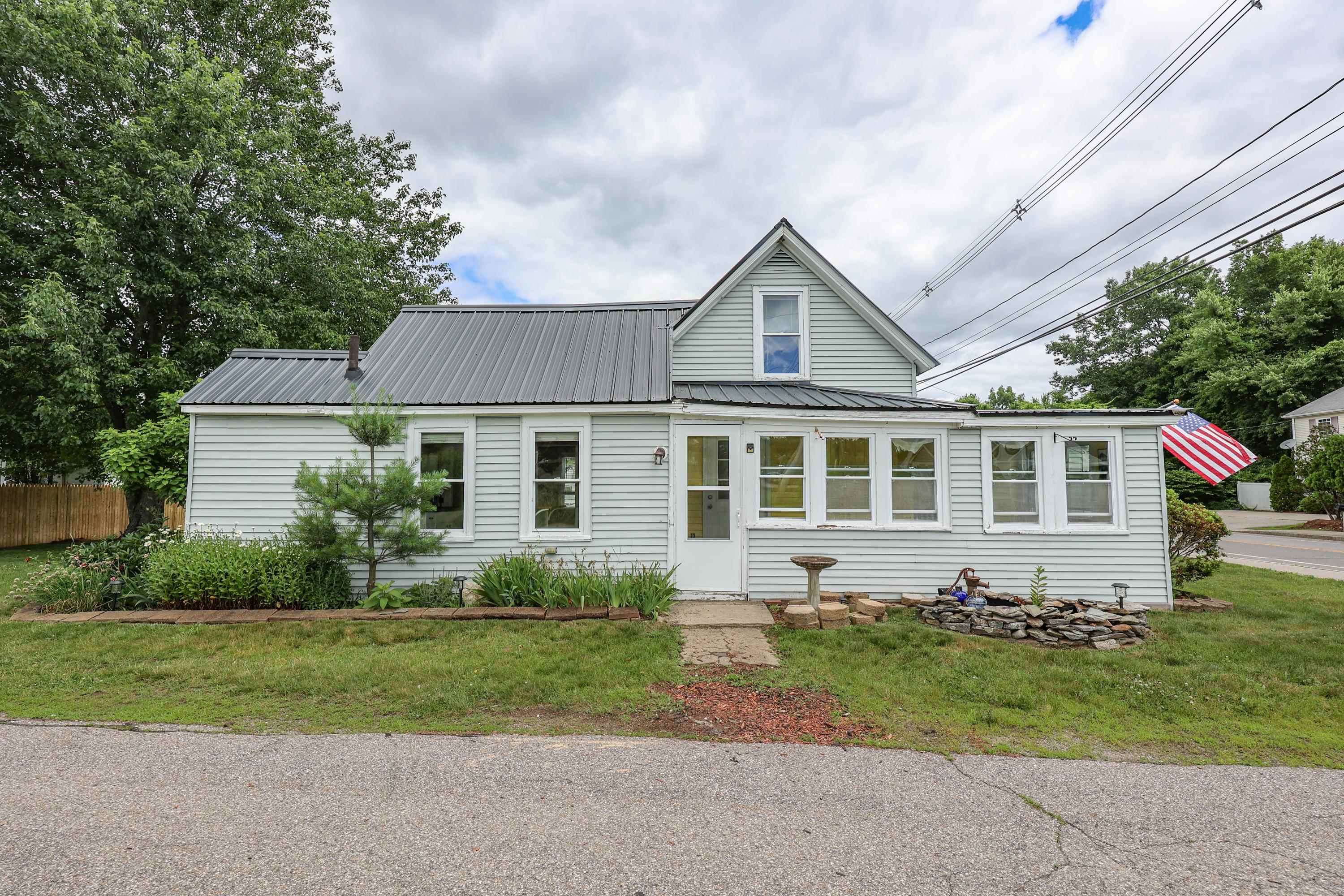 185 Brock Street Rochester, NH 03867 - Photo 1 of 40
