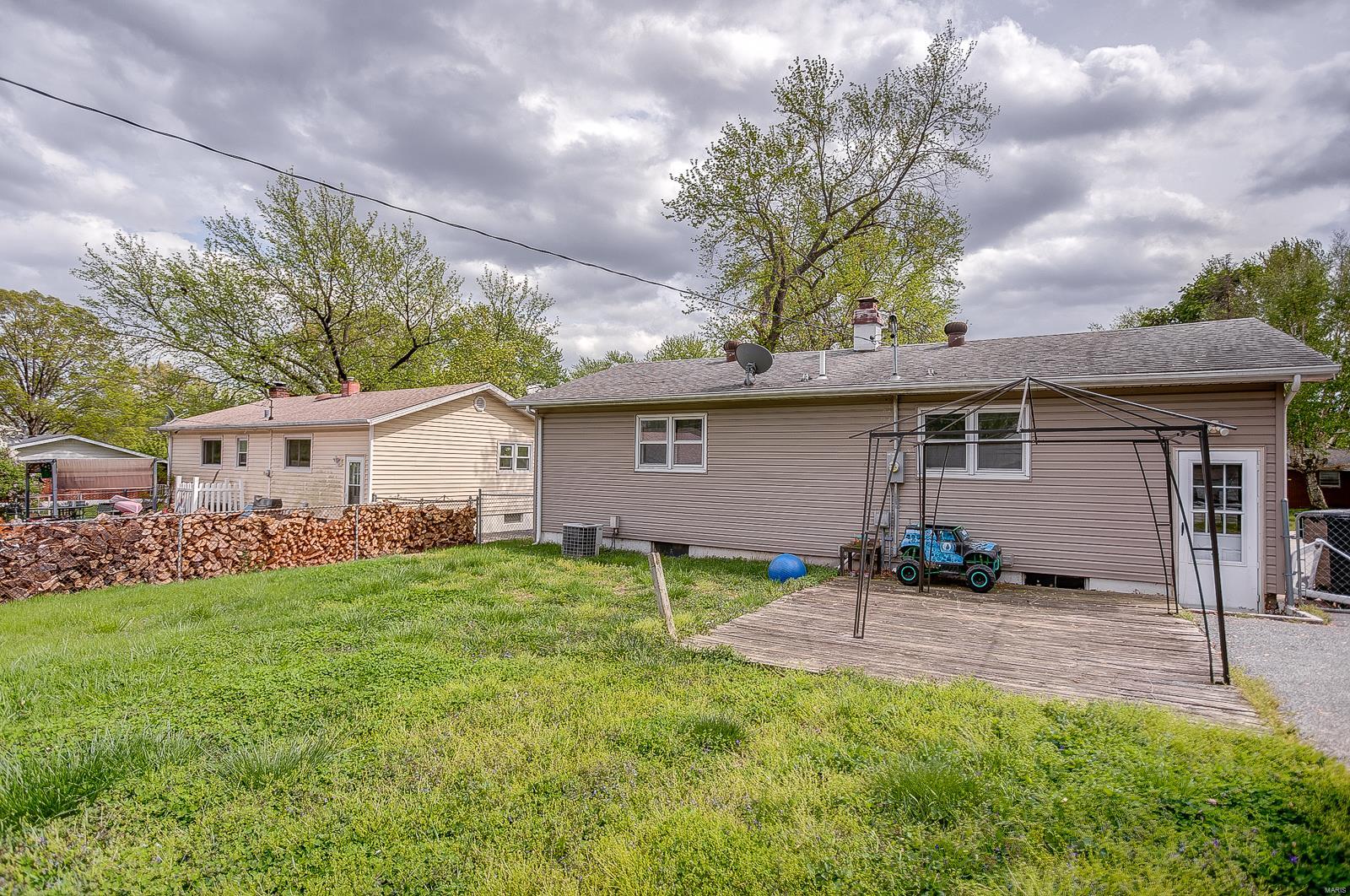 219 Pleasant Ridge Road Fairview Heights, IL 62208 - Photo 18 of 19 Gallery Image 18