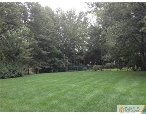14 Parsons Road East Brunswick, NJ 08816 - Photo 20 of 21 Gallery Image 20