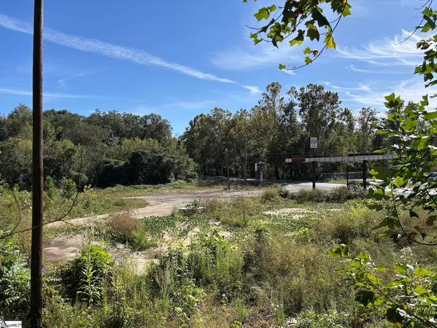 $1,250,000 | 3682 North 14th Highway, Greer, SC 29651