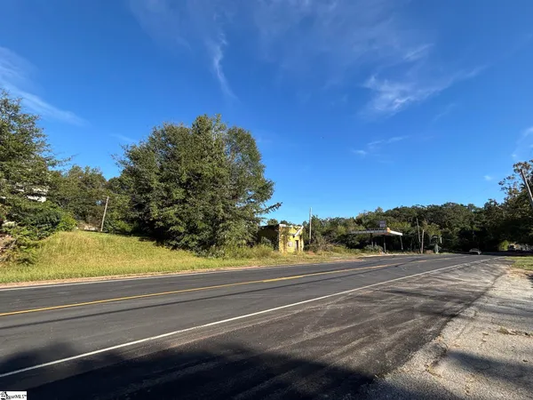 $1,250,000 | 3682 North 14th Highway, Greer, SC 29651