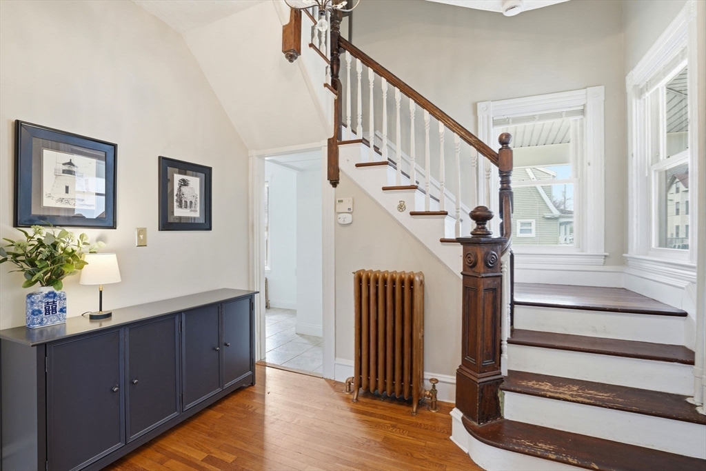 73 Moore Street Fall River, MA 02720 - Photo 8 of 30