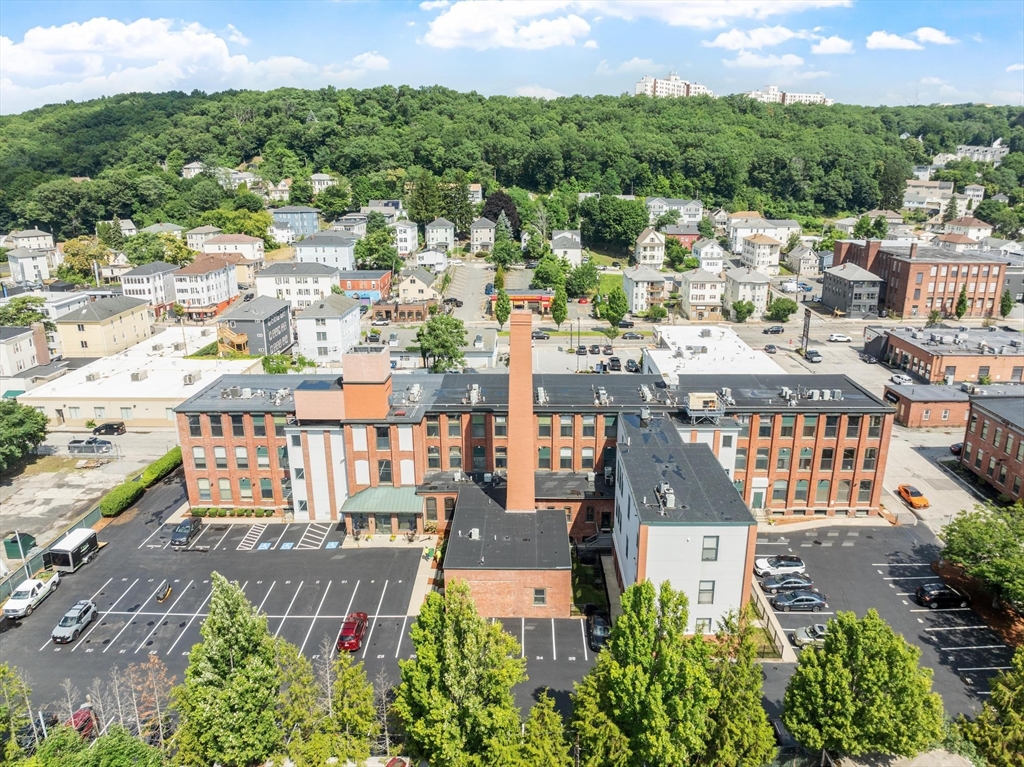 1 Envelope Terrace, Unit 107 Worcester, MA 01604 - Photo 35 of 38
