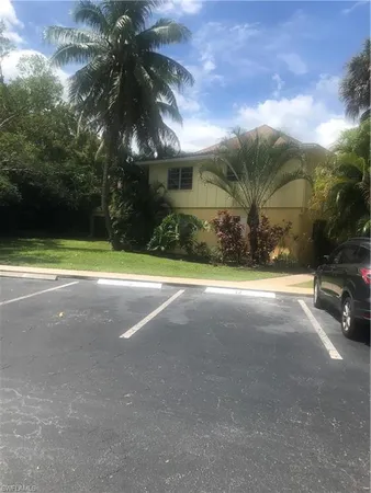 $2,150 | 1210 Shady Rest Lane, Unit 12, Naples, FL 34103