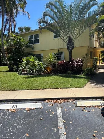 $2,150 | 1210 Shady Rest Lane, Unit 12, Naples, FL 34103