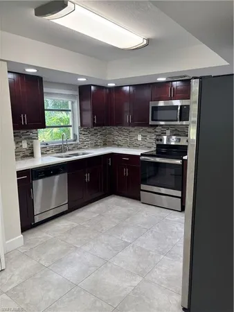$2,150 | 1210 Shady Rest Lane, Unit 12, Naples, FL 34103