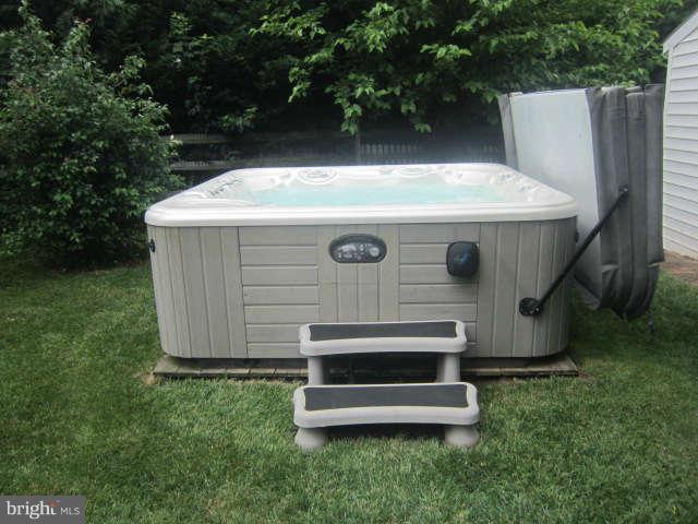 9108 Sudley Road Manassas, VA 20110 - Photo 27 of 30 Hot Tub