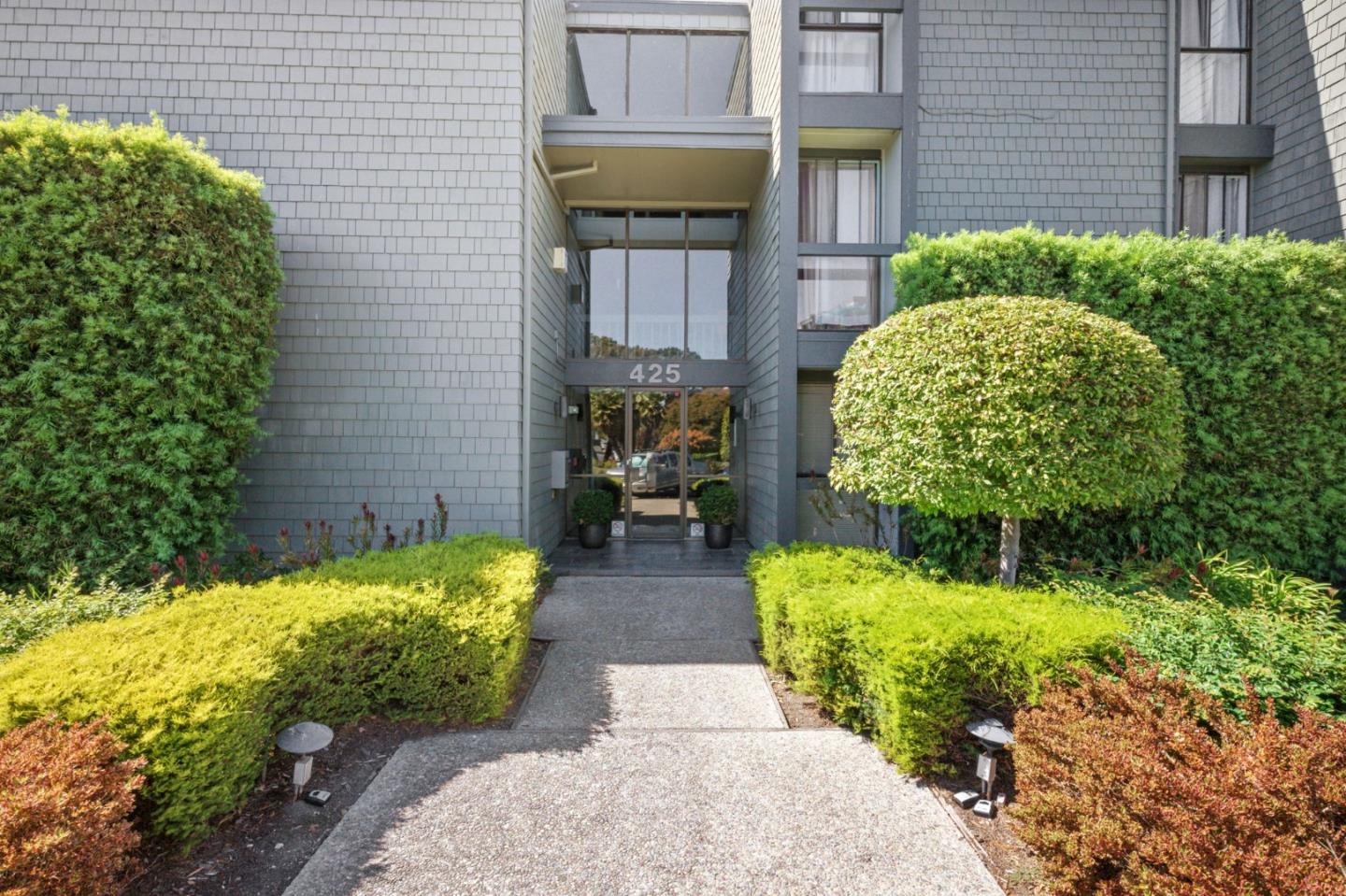 425 Anchor Road, Unit 317 San Mateo, CA 94404 - Photo 7 of 53