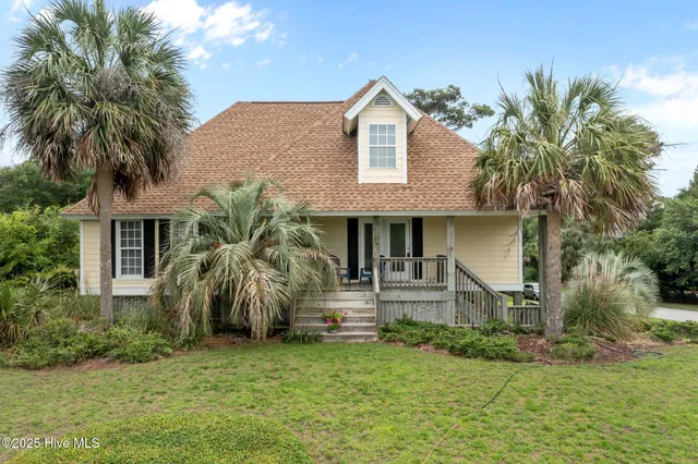 $990,000 | 403 Emerald Landing Drive, Emerald Isle, NC 28594