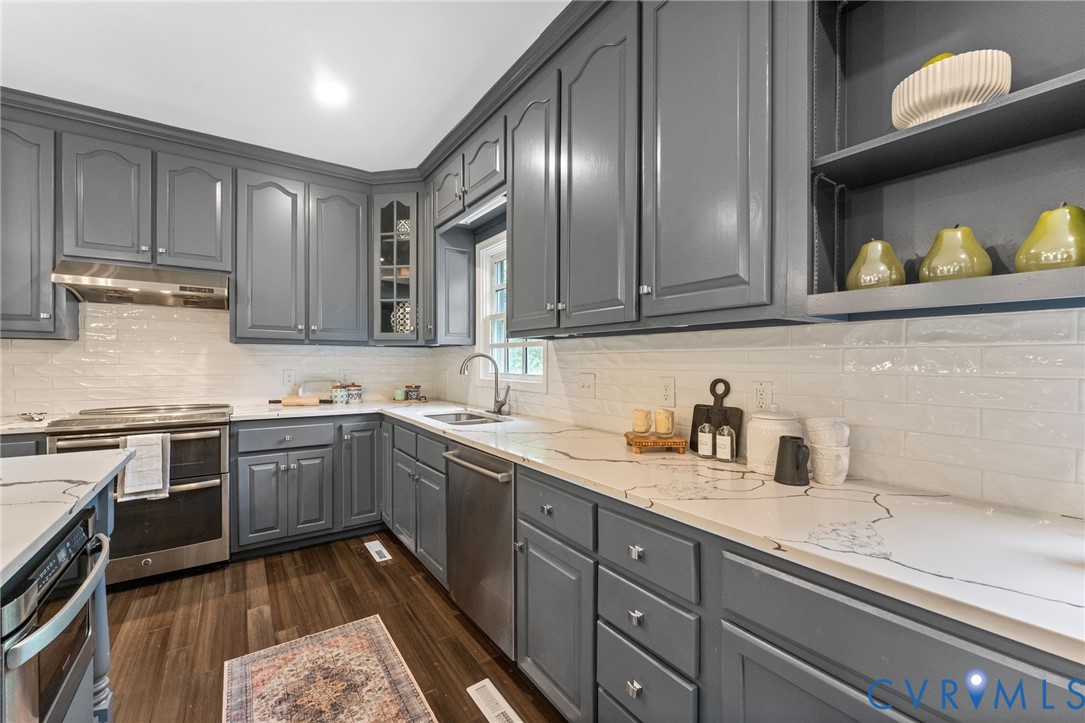 10905 Chalkley Road Chester, VA 23831 - Photo 12 of 96