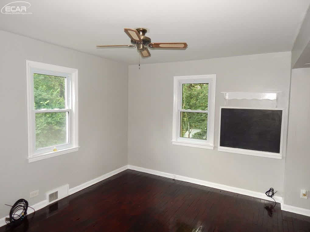 7196 North McKinley Road Flushing, MI 48433 - Photo 13 of 51 21320202-12.JPG