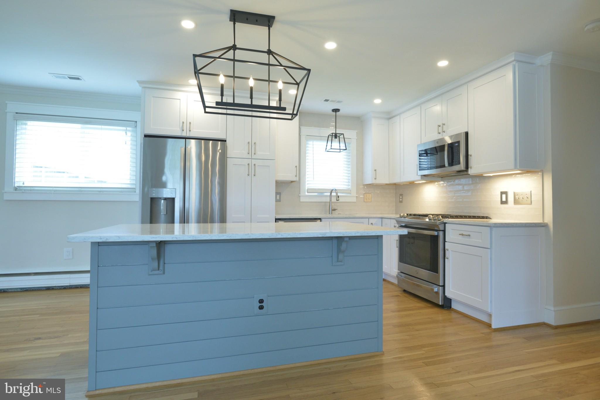 3817 Ren Road Fairfax, VA 22030 - Photo 6 of 19