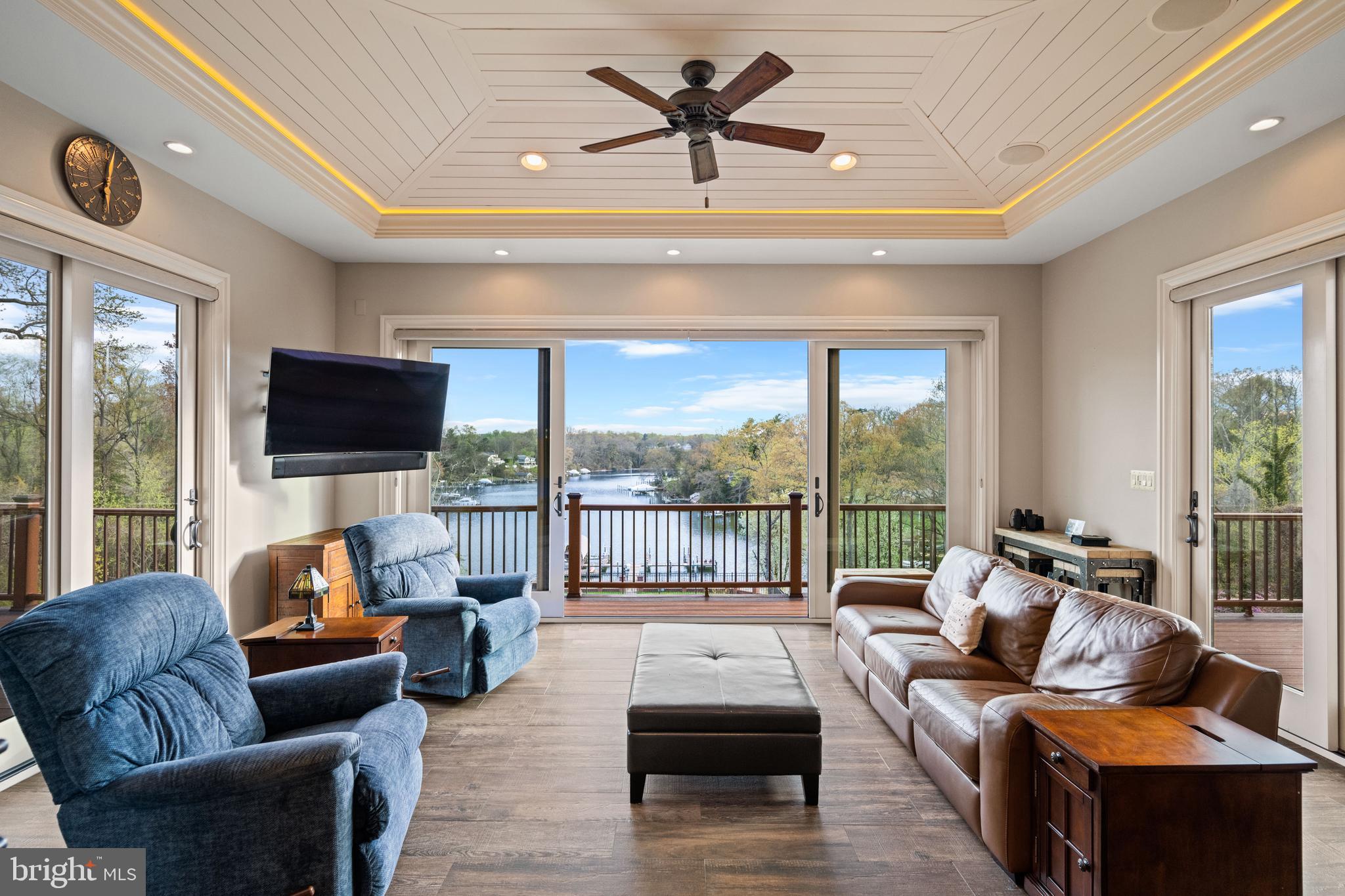 423 Benfield Road Severna Park, MD 21146 - Photo 13 of 50 Sunroom overlooking pool and waterfront