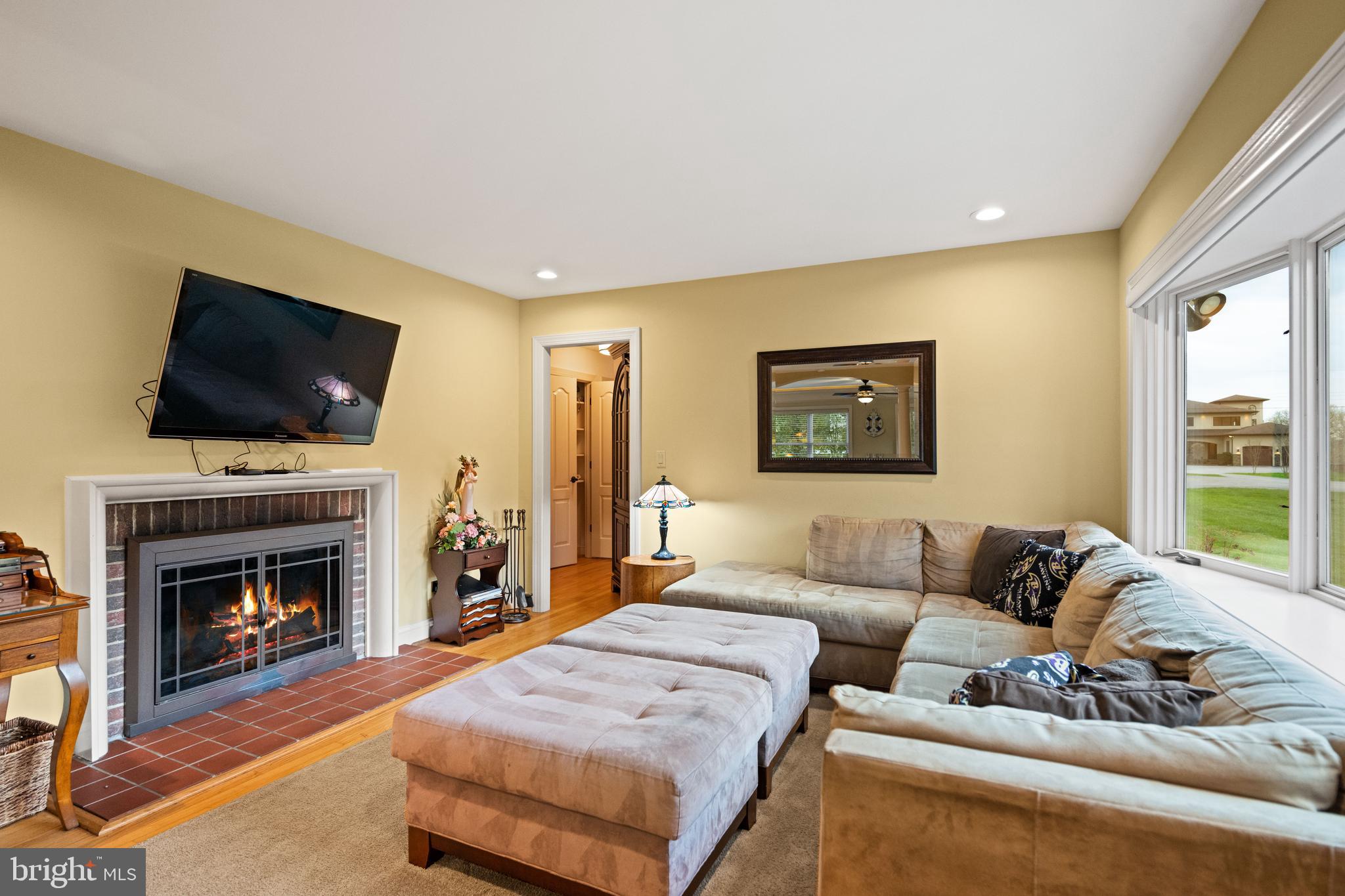 423 Benfield Road Severna Park, MD 21146 - Photo 36 of 50 Guest house living room with fireplace