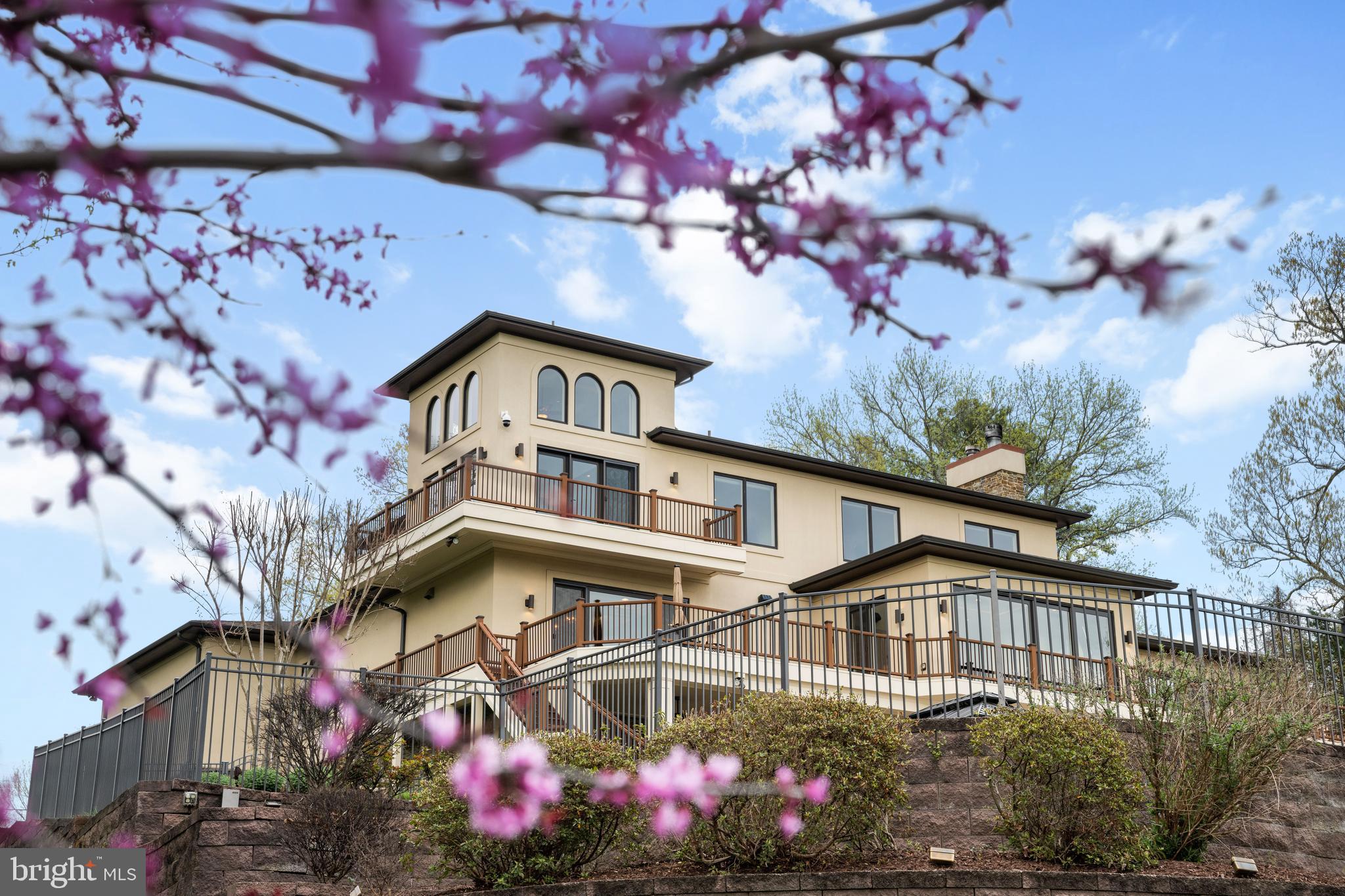 423 Benfield Road Severna Park, MD 21146 - Photo 4 of 50 Lush landscaping
