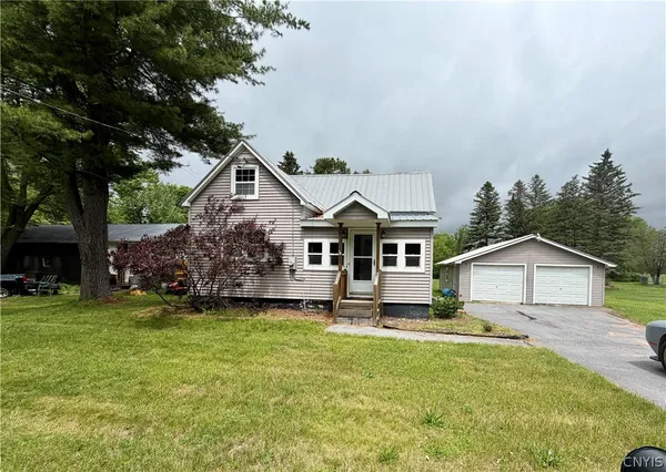 $150,000 | 573 South Washington Street, Carthage, NY 13619