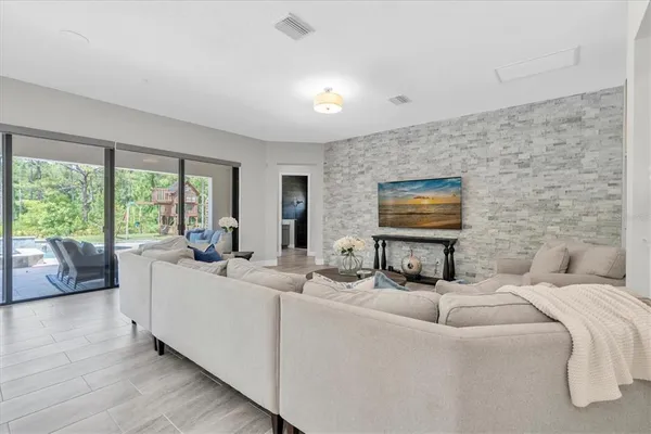 $1,595,000 | 5042 Night Star Trail, Odessa, FL 33556