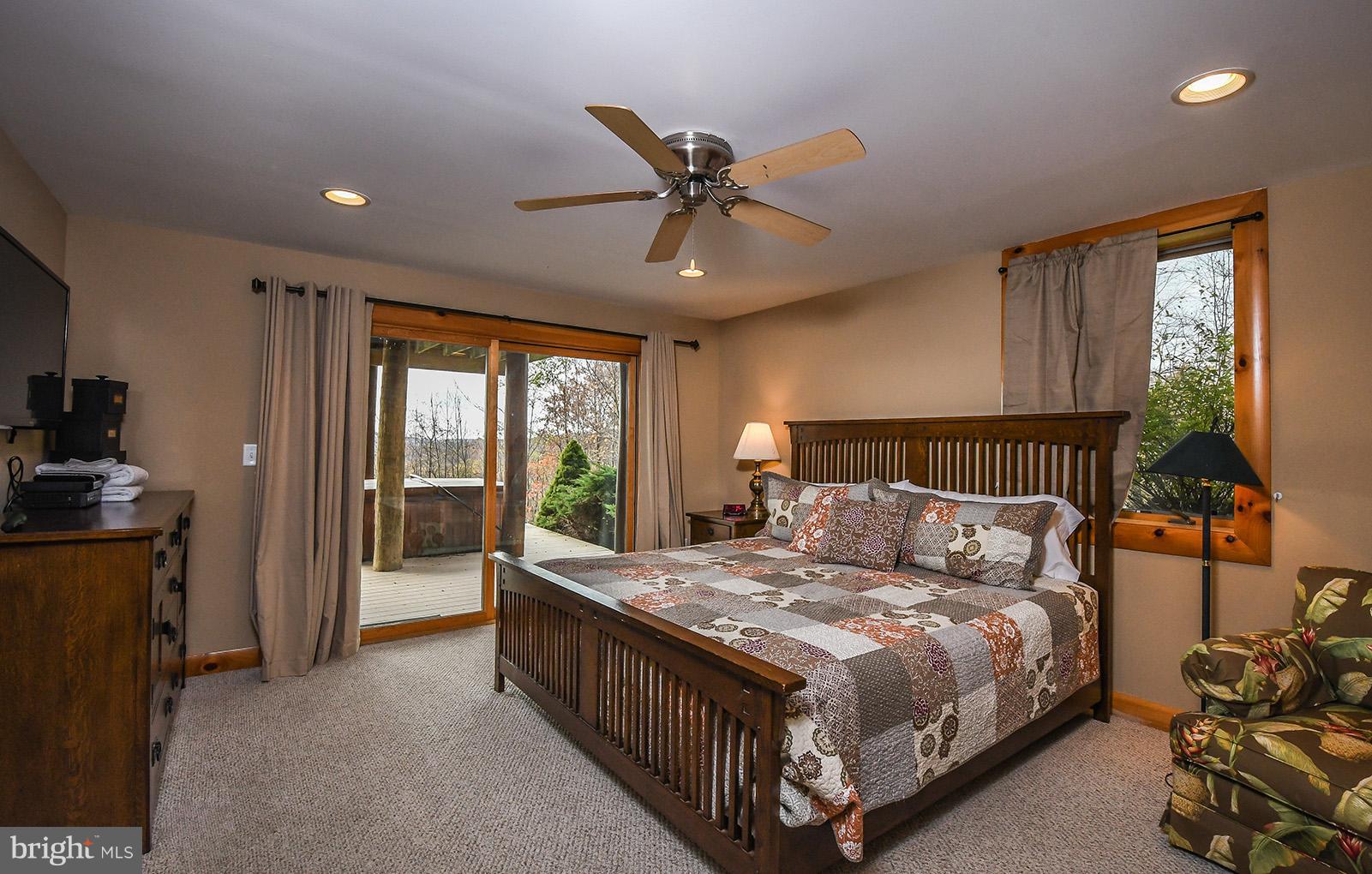 646 Mountaintop Road McHenry, MD 21541 - Photo 21 of 30 Bedroom