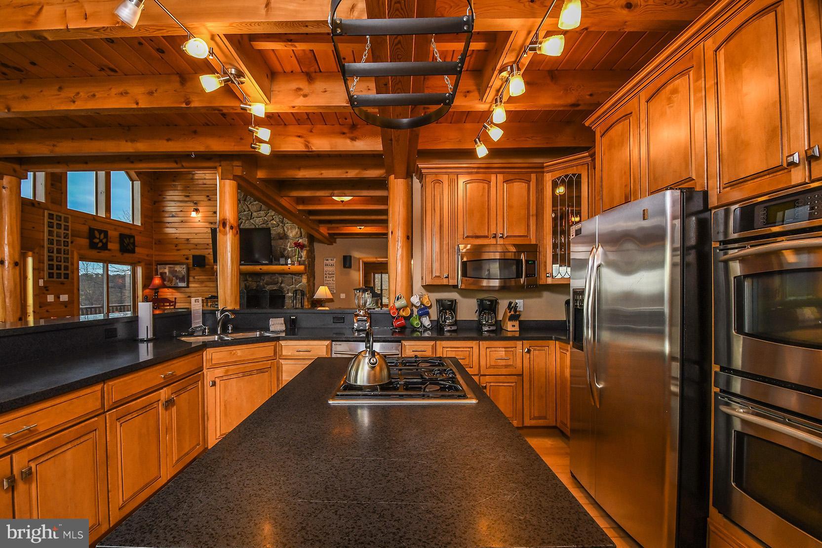 646 Mountaintop Road McHenry, MD 21541 - Photo 9 of 30 Kitchen