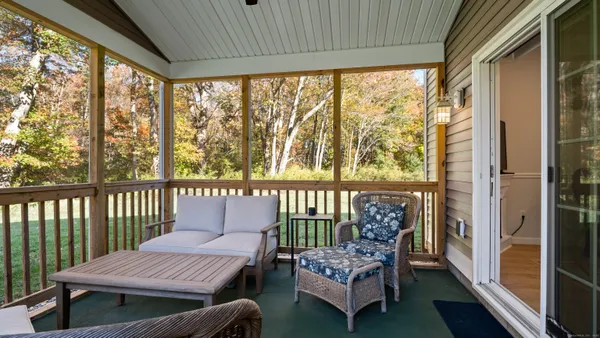 $415,000 | 10 Grace Lane, Unit 10, Moosup, CT 06354