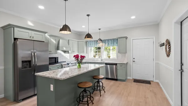 $415,000 | 10 Grace Lane, Unit 10, Moosup, CT 06354