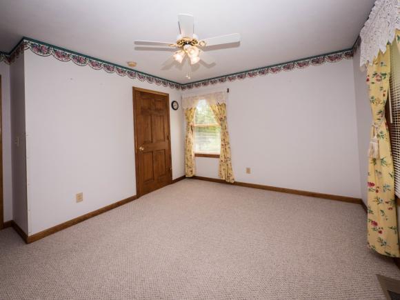 16588 Aberdeen Road Cross Plains, IN 47017 - Photo 9 of 22 Gallery Image 9