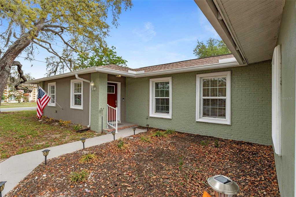 7367 Gates Circle Spring Hill, FL 34606 - Photo 4 of 28