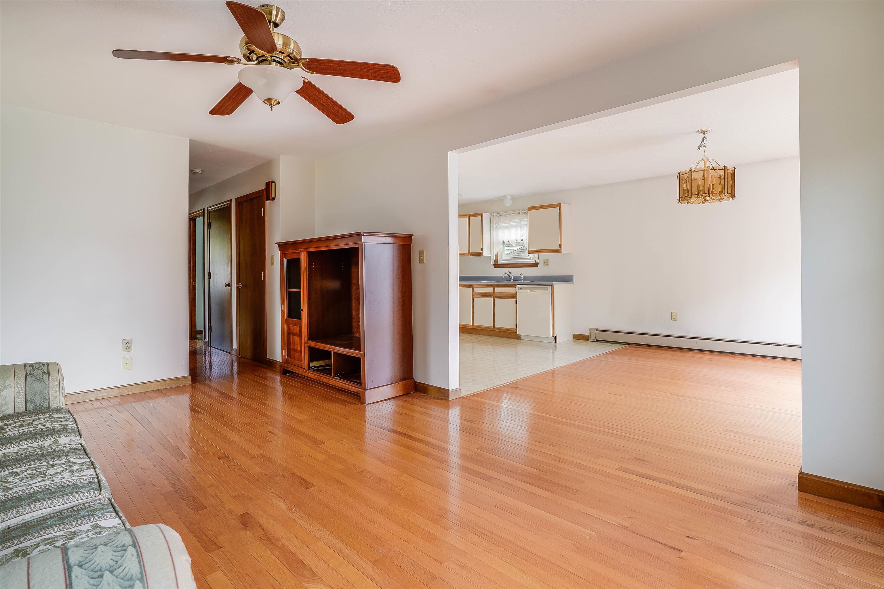 629 Montgomery Street Manchester, NH 03102 - Photo 18 of 40