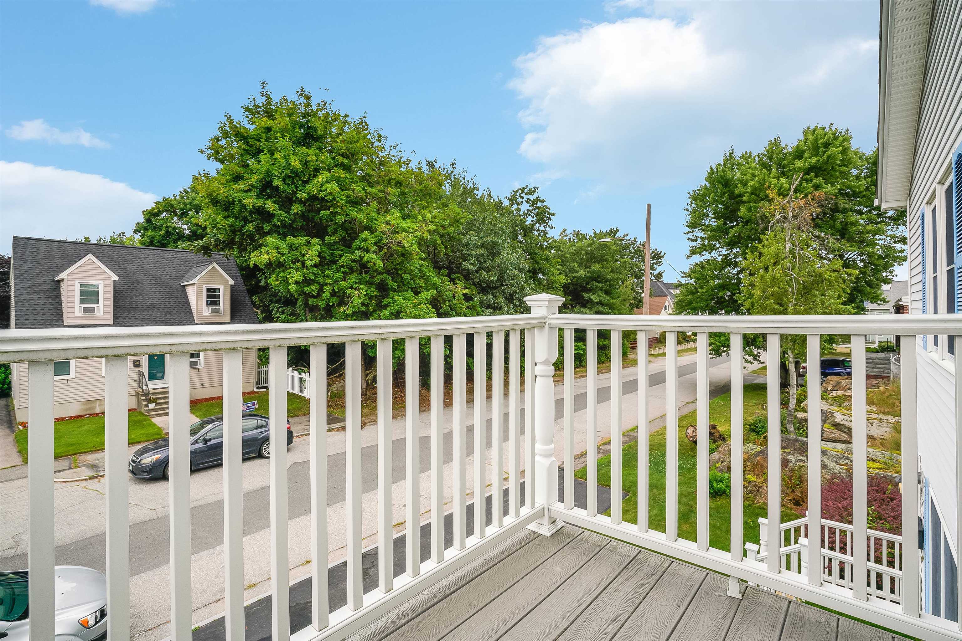 629 Montgomery Street Manchester, NH 03102 - Photo 32 of 40