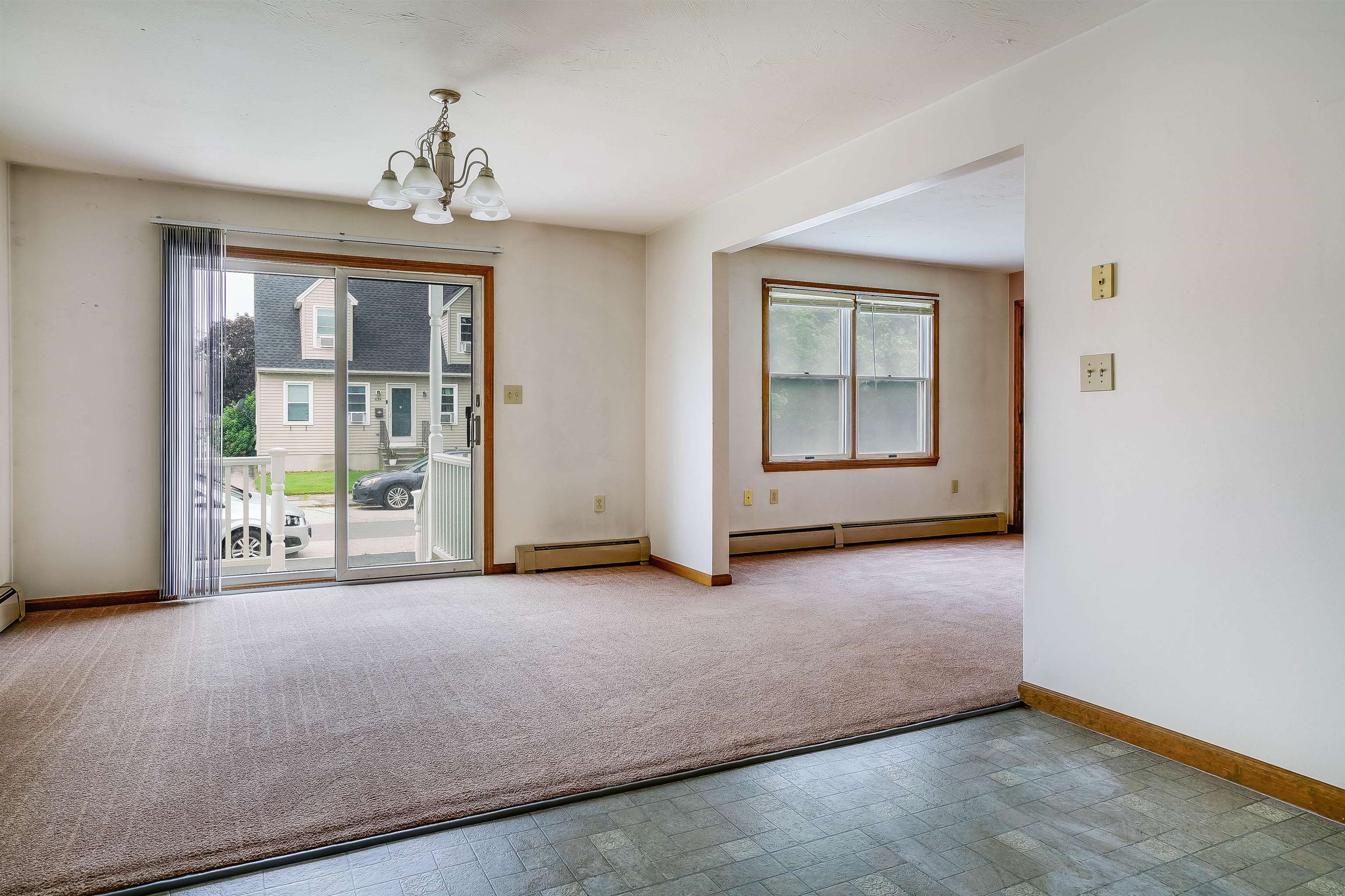 629 Montgomery Street Manchester, NH 03102 - Photo 6 of 40