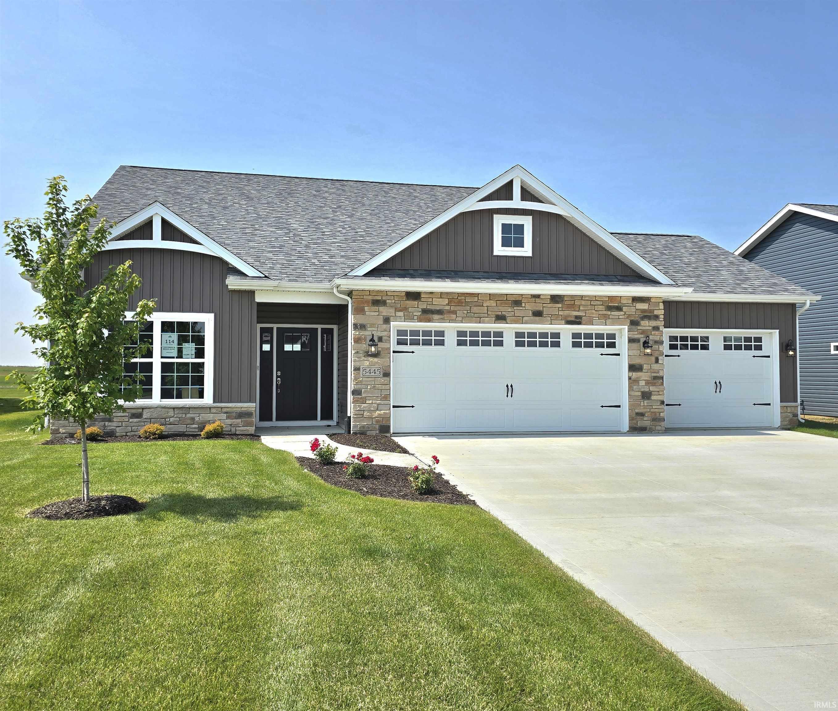 5445 Rio Azul Cove Fort Wayne, IN 46818 - Photo 1 of 17