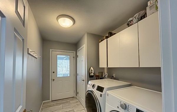 20 Warren Road Wilbraham, MA 01095 - Photo 24 of 41 a utility room with dryer and washer