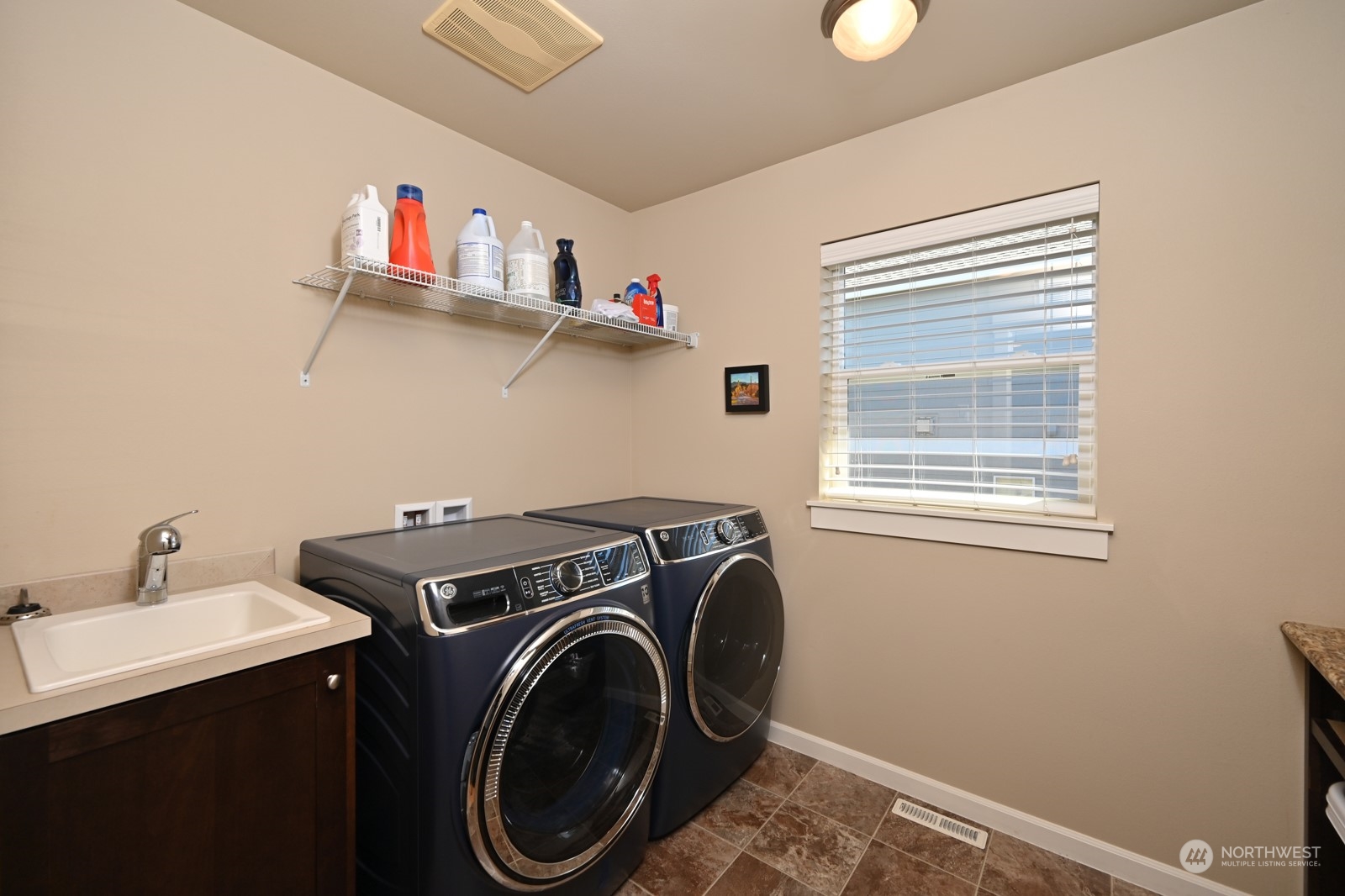 6224 Northeast 1st Street Renton, WA 98059 - Photo 30 of 40 Gallery Image 30