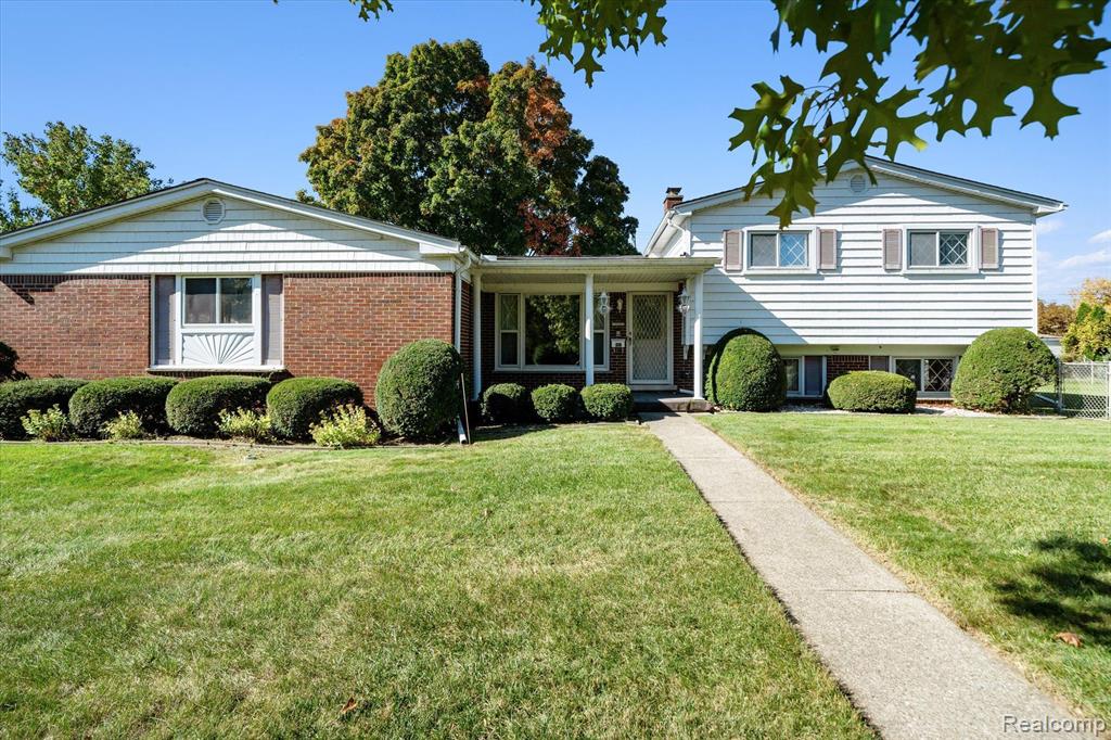 862 Juneau Road Ypsilanti, MI 48198 - Photo 5 of 54